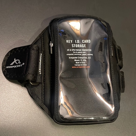 Armpocket Wearables Arm Pocket Key Card And Phone Arm Band Poshmark